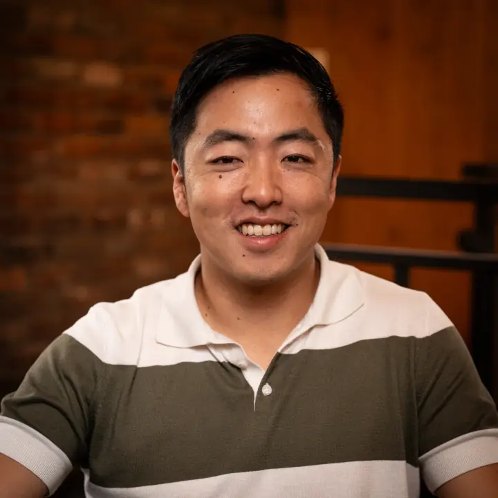 Frontera headshot photo 3